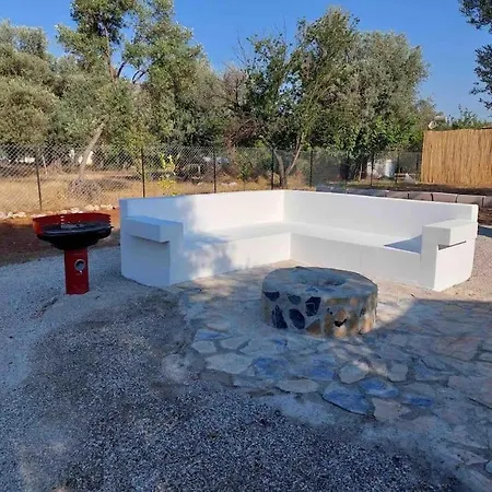 Merkezde Havuzlu 2 Aileye Uygun Hotel